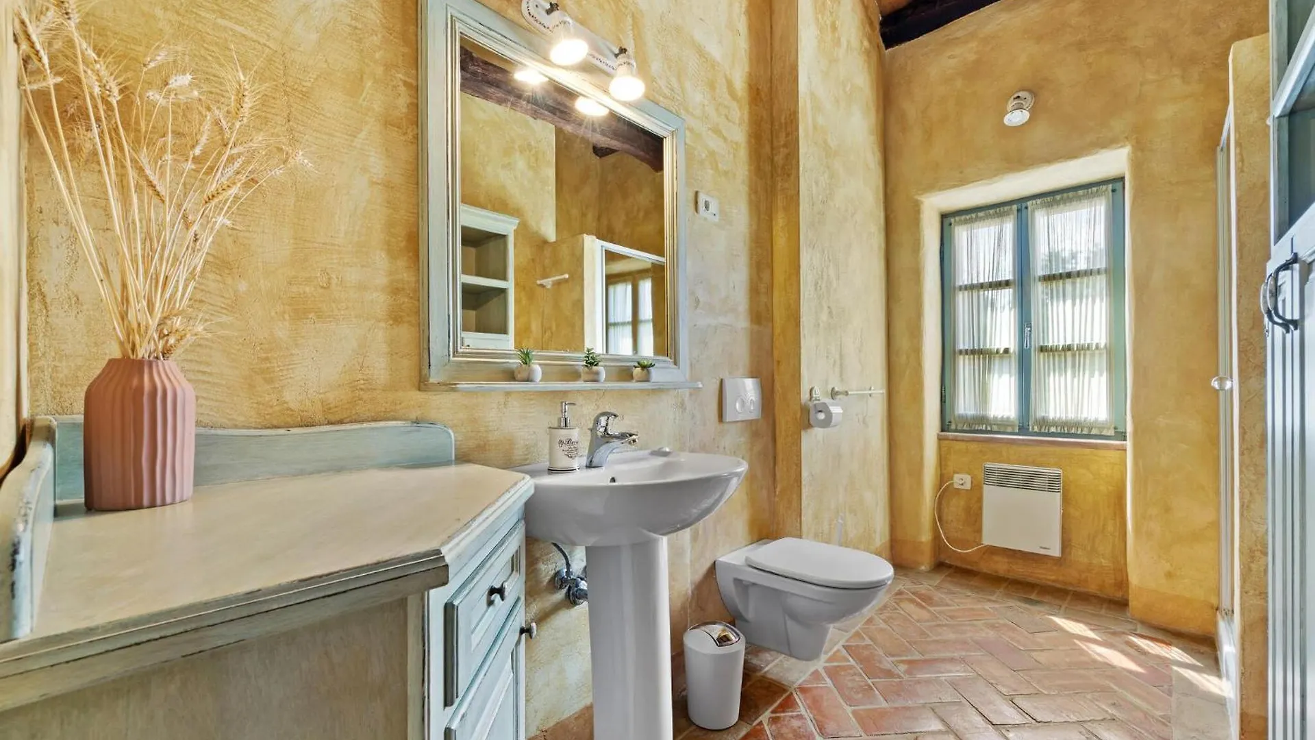 Villa Castela Vela Traba Holiday home