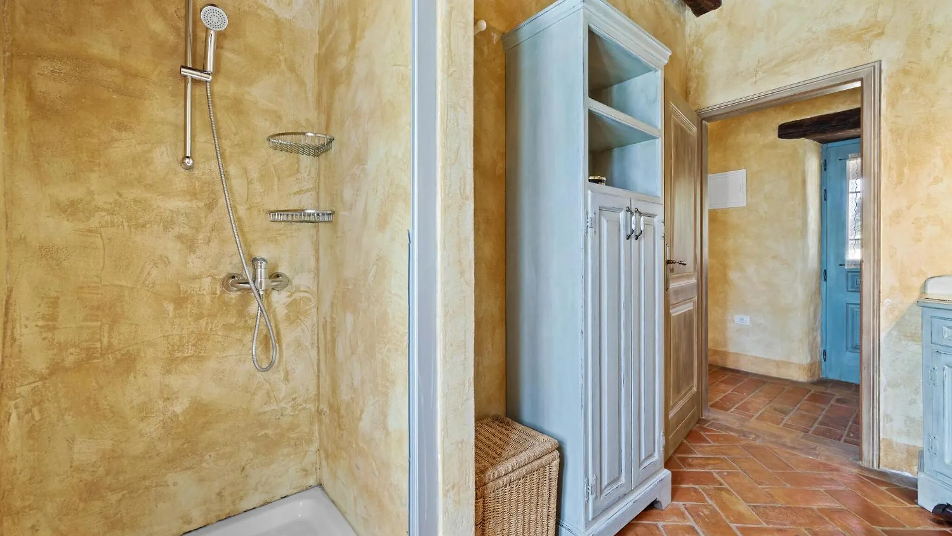 Villa Castela Vela Traba Holiday home