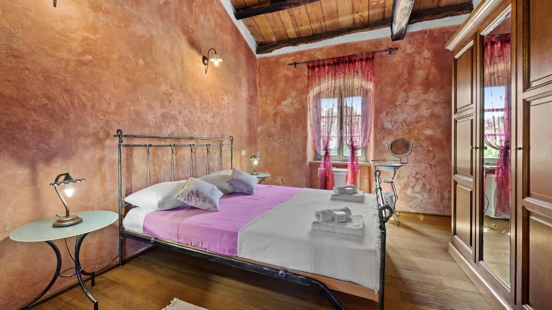 Villa Castela Vela Traba 0*,  Croatia